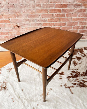 Bassett Mid-Century Side Table Set