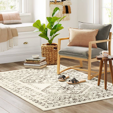 7x10 Ivory Modern Rug